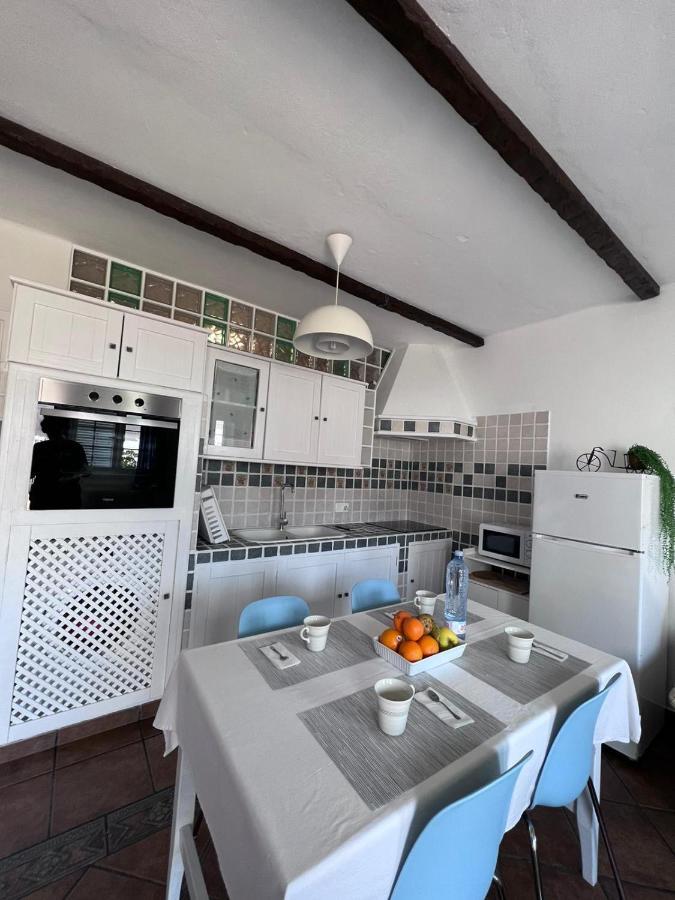 La Casita De Yolanda Apartment Калета де Себо Екстериор снимка